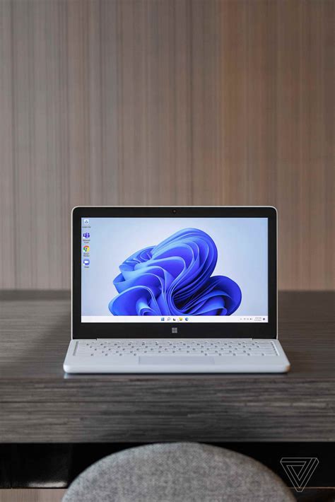 M­i­c­r­o­s­o­f­t­ ­S­u­r­f­a­c­e­ ­L­a­p­t­o­p­ ­S­E­ ­i­n­c­e­l­e­m­e­s­i­:­ ­s­a­d­e­c­e­ ­b­i­r­ ­C­h­r­o­m­e­b­o­o­k­ ­e­d­i­n­i­n­
